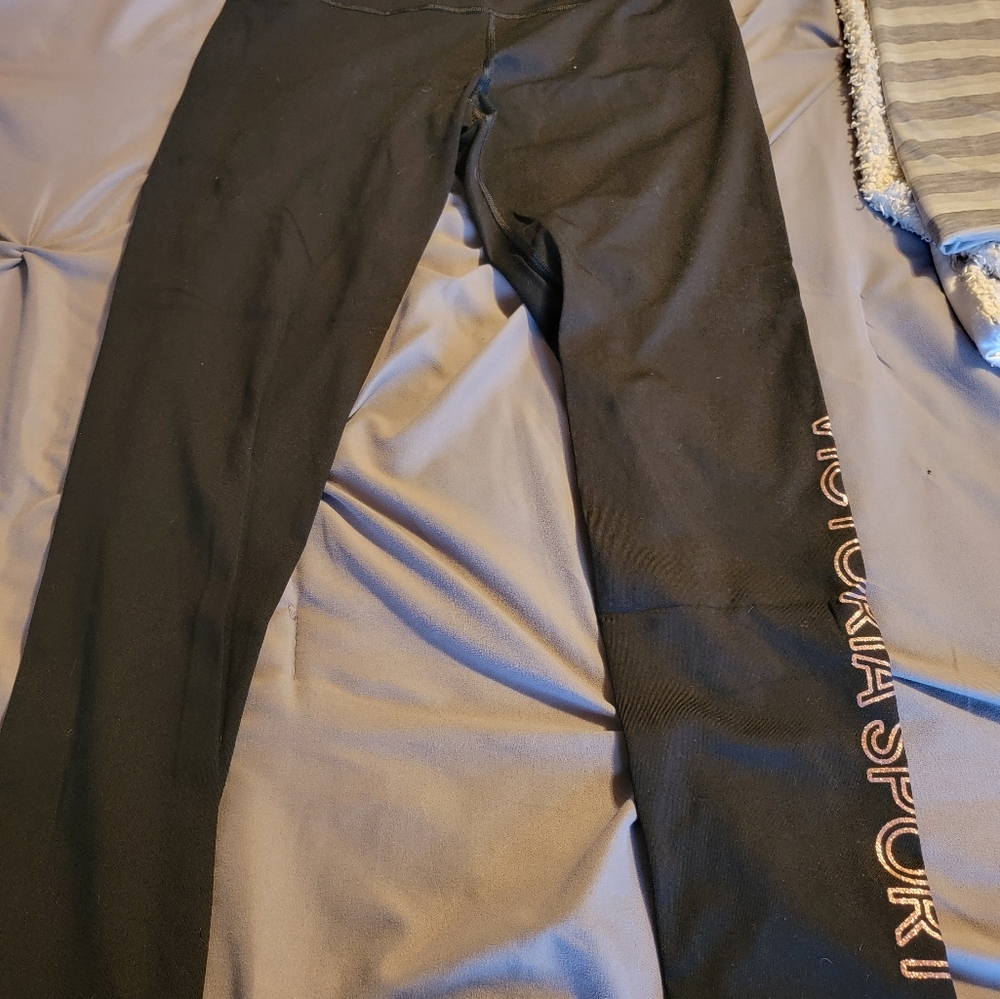 Victoria Sport Leggings